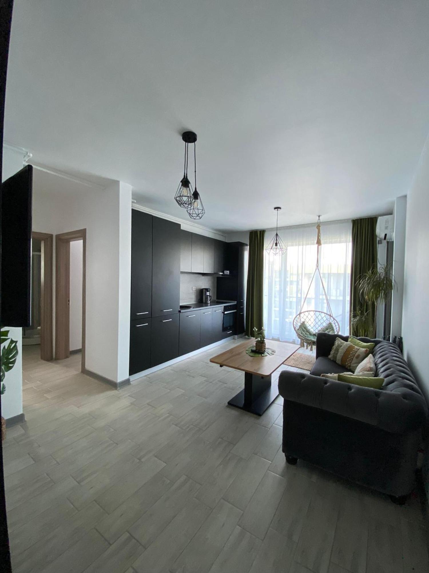 Iako Premium Apartament Năvodari Exteriör bild
