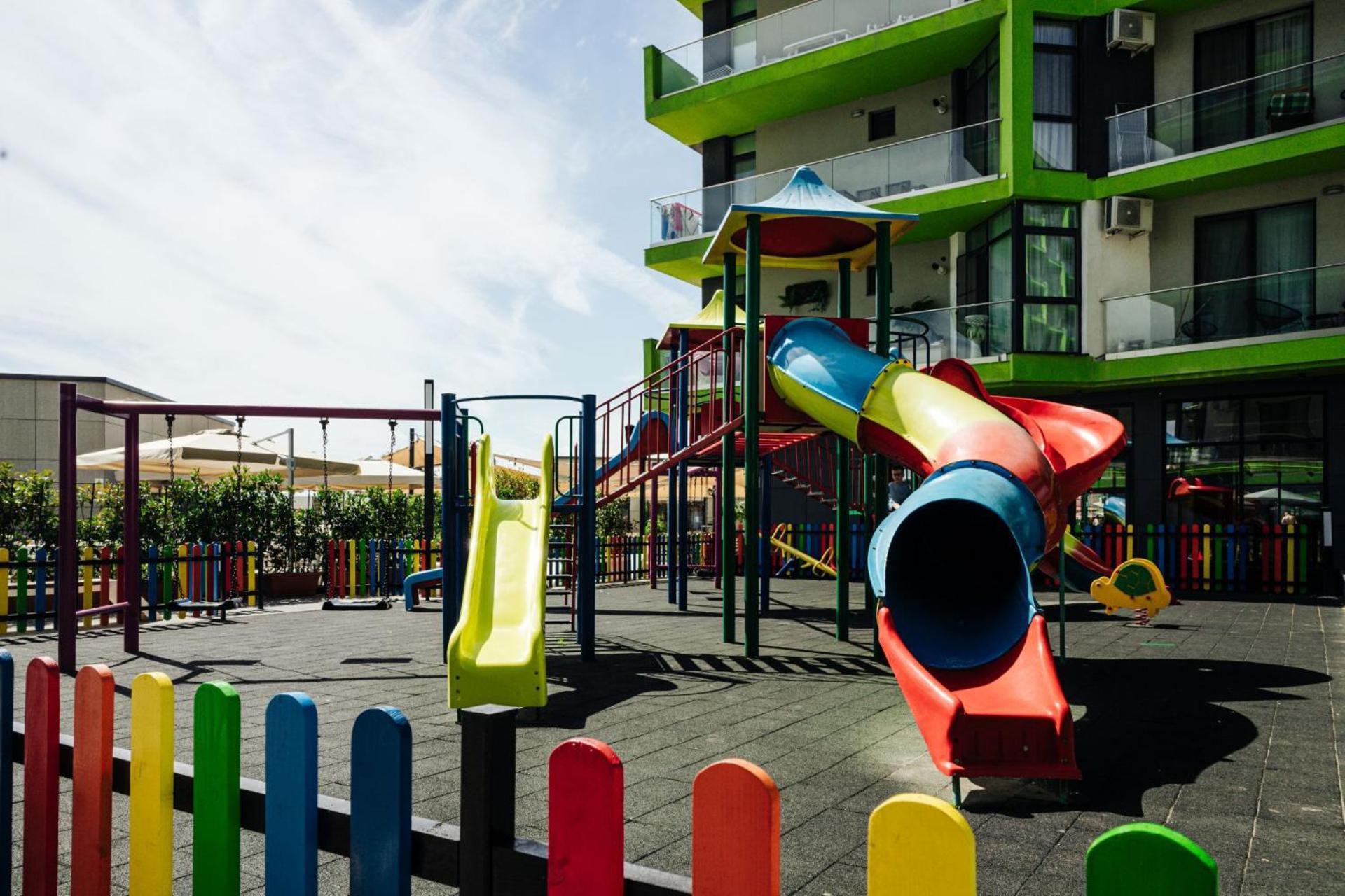 Iako Premium Apartament Năvodari Exteriör bild