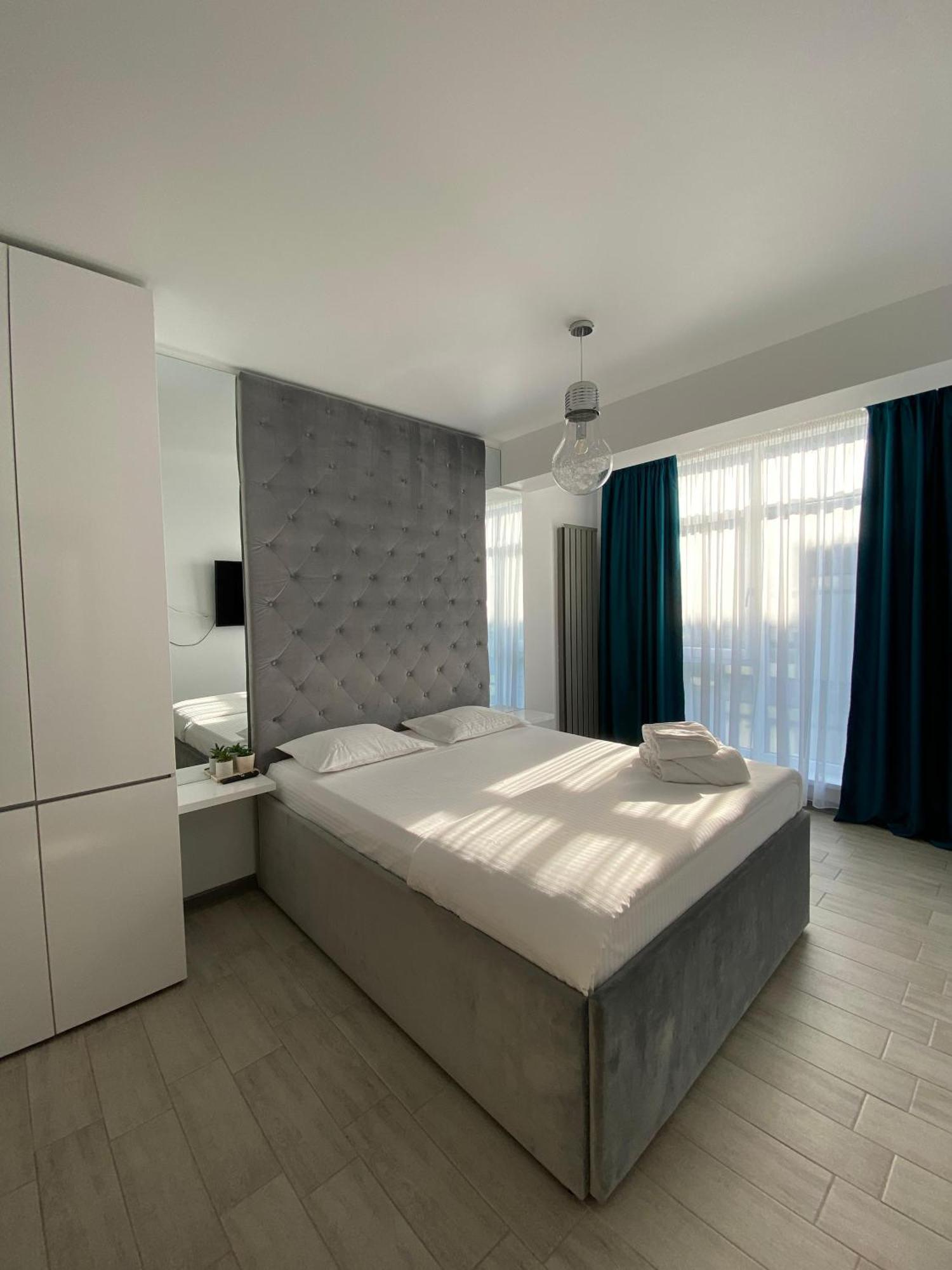 Iako Premium Apartament Năvodari Exteriör bild