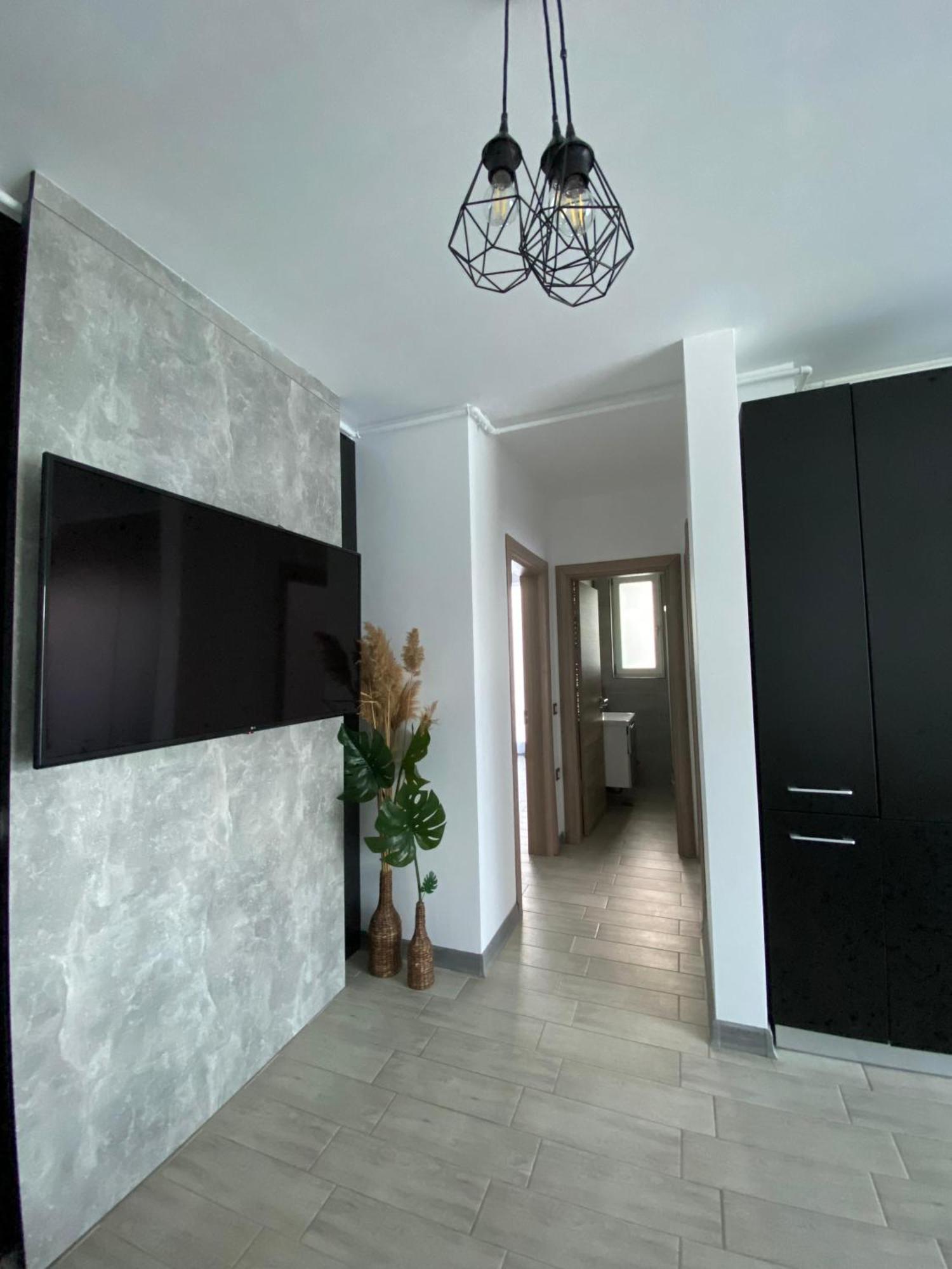 Iako Premium Apartament Năvodari Exteriör bild