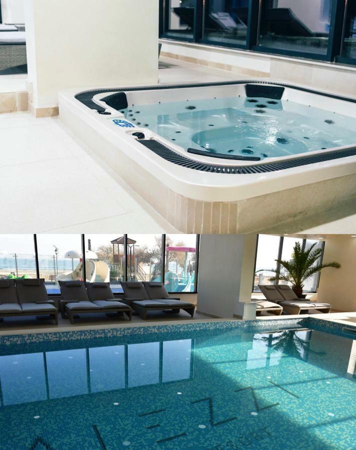 Iako Premium Apartament Năvodari Exteriör bild